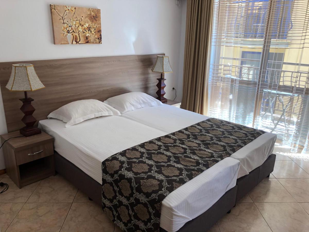 Time Out Hotel โซโซโปล ภายนอก รูปภาพ